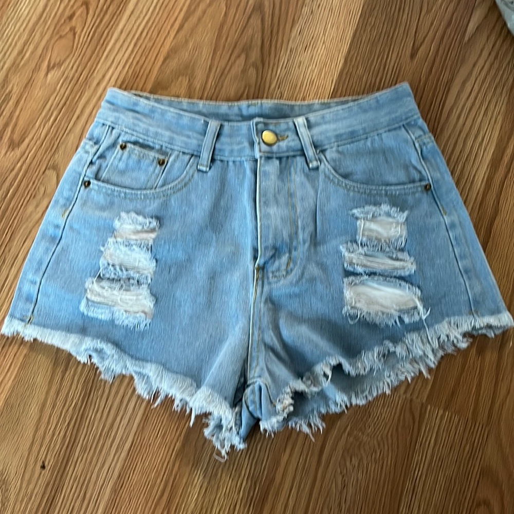 Washed denim shorts